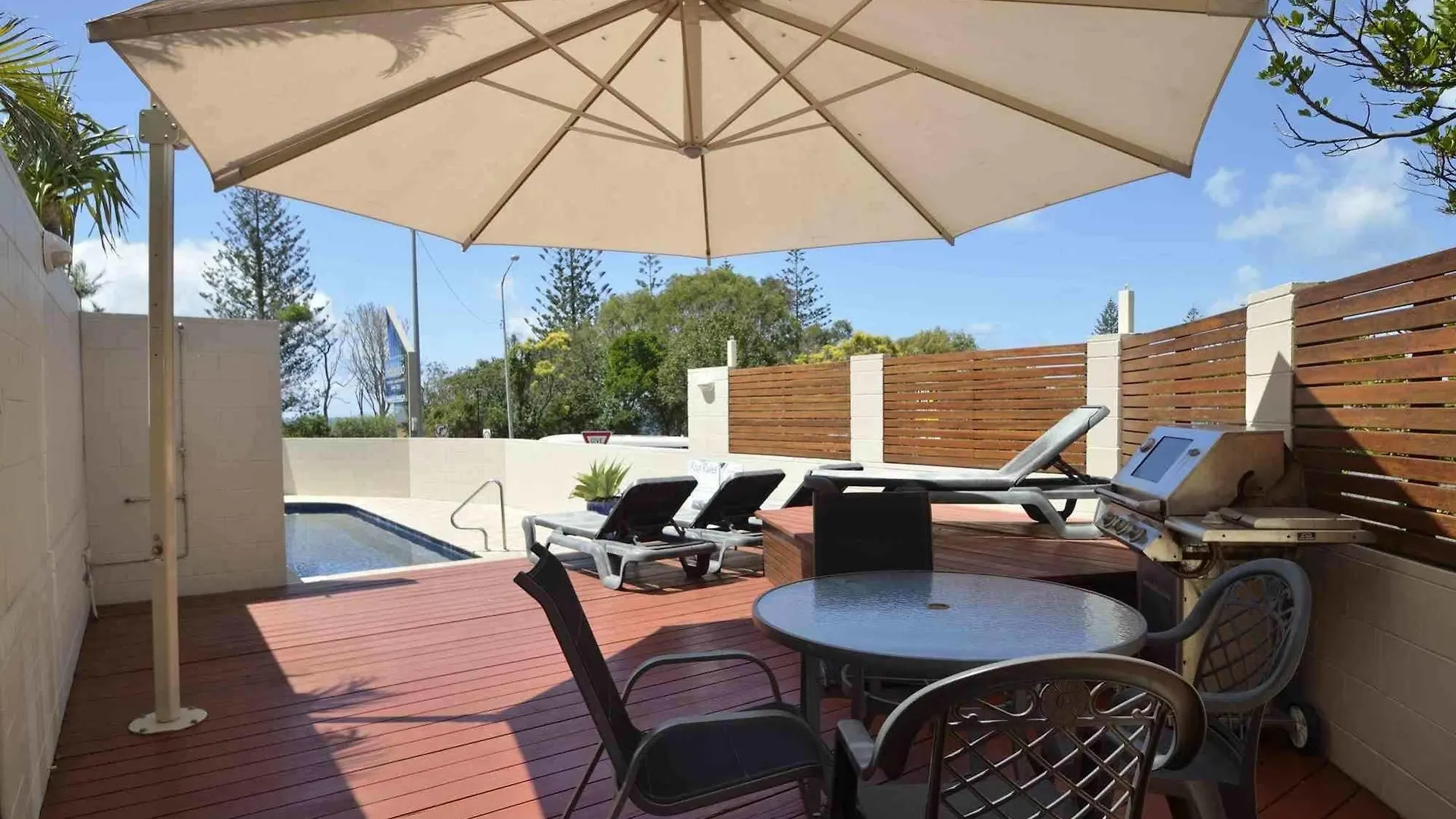 Bellardoo Holiday Apartments Mooloolaba Australia